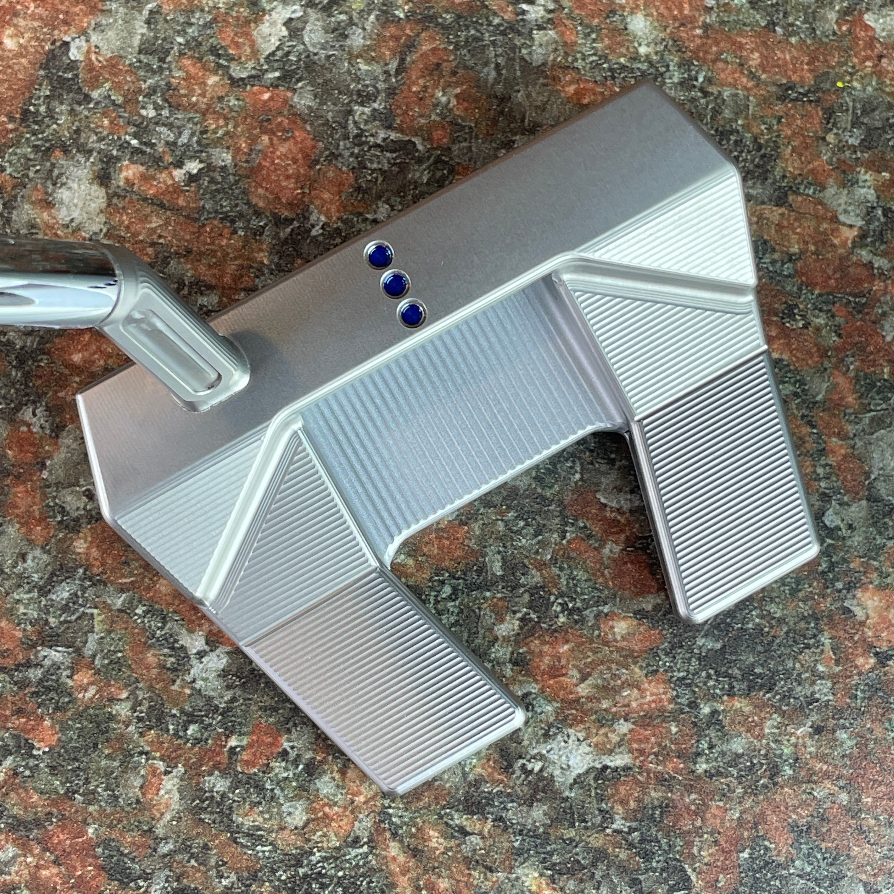 2024 Phantom 5.5 Putter, Silver Sole, Translucent Blue Paint, 34