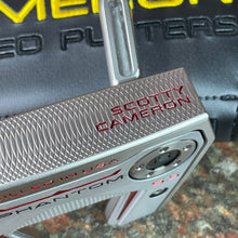 Load image into Gallery viewer, 2024 Phantom 5.5 Putter, Silver Sole, Translucent Red &amp; Smoke Paint, 34&quot;/360g with Headcover