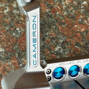 Studio Style Newport 2 Plus, Sea Glass Blue & White Paint, 34"/354g
