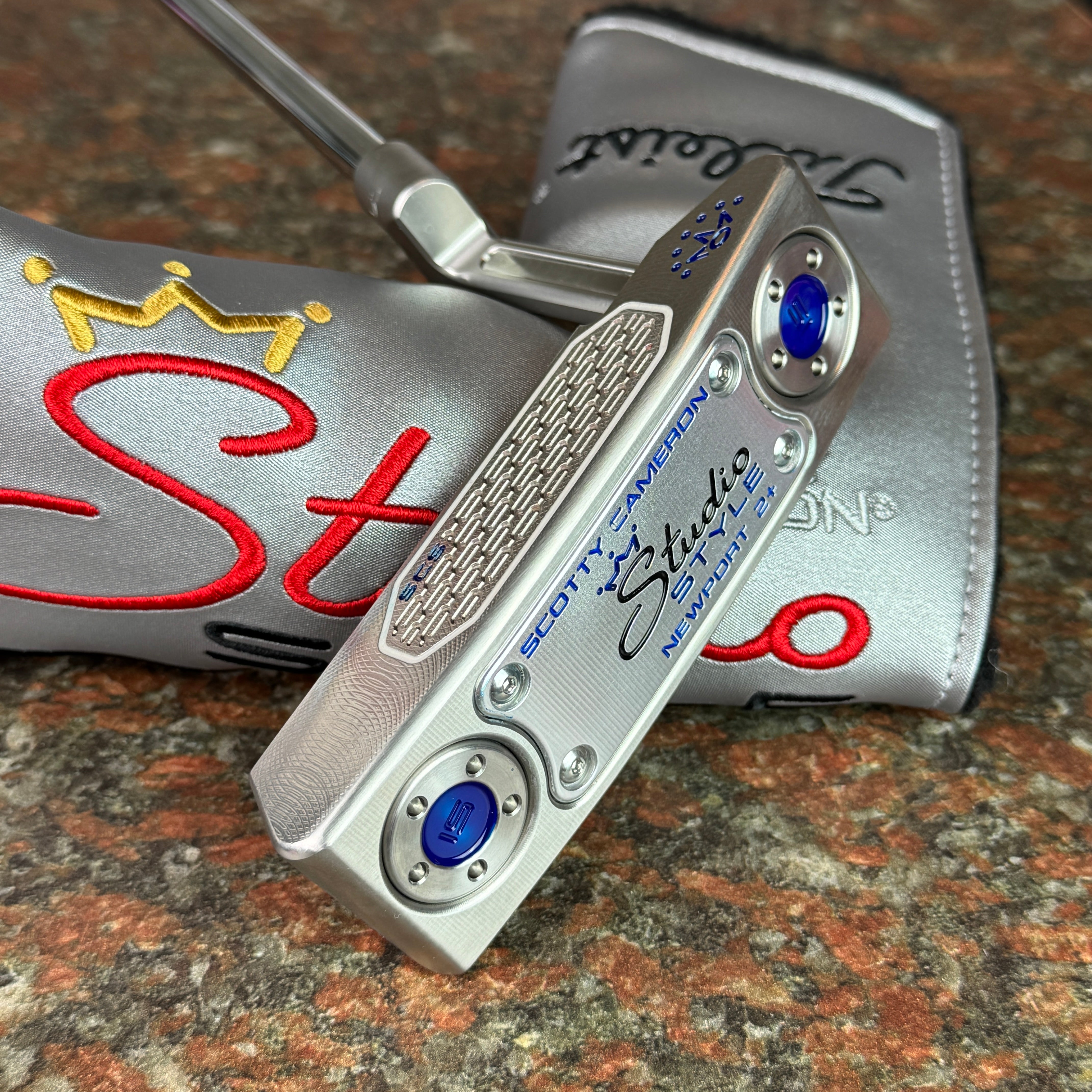 Studio Style Newport 2 Plus, Translucent Blue & Black Paint, 34