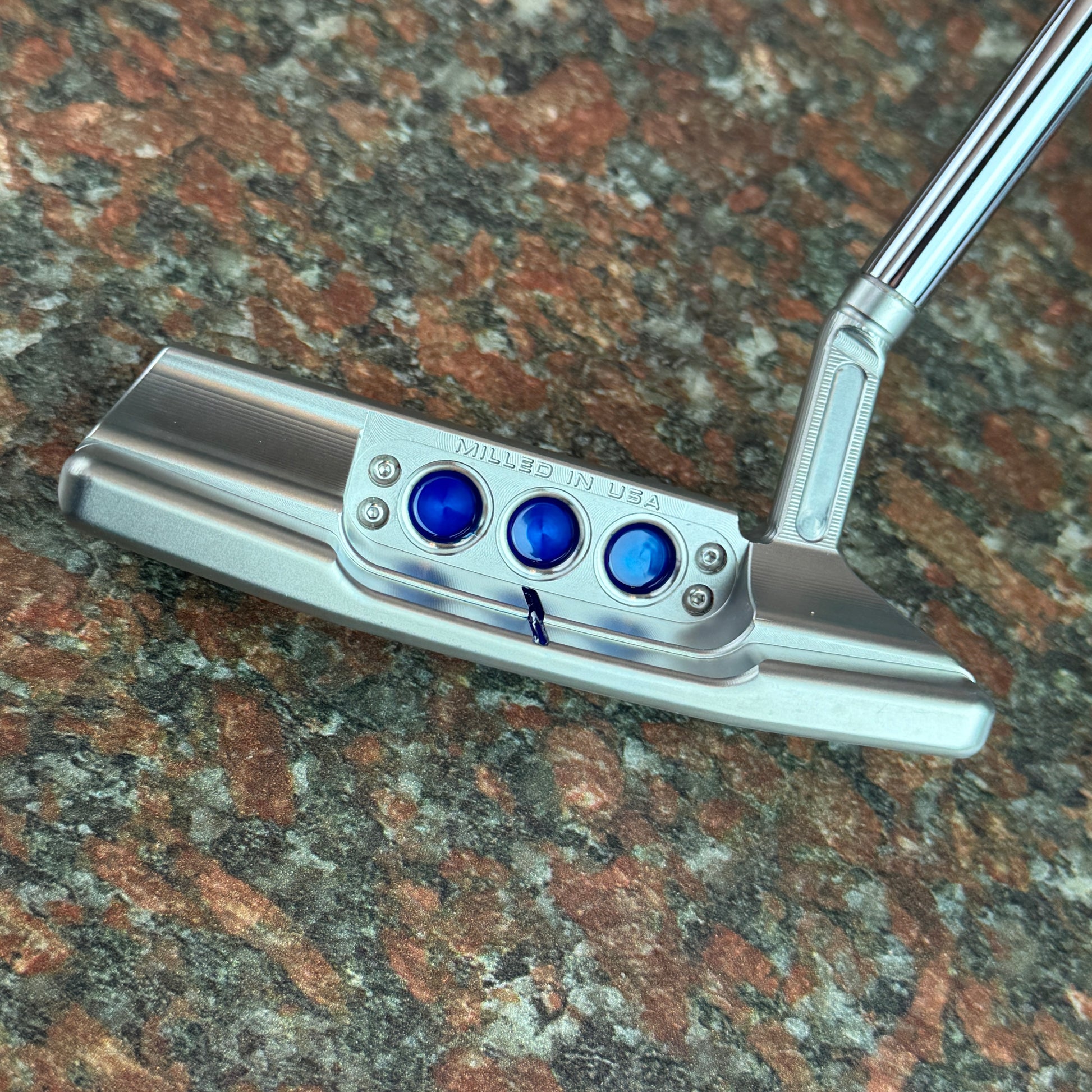 Lefty Studio Style Newport 2.5 Plus, Translucent Blue & Black Paint, 34"/360g