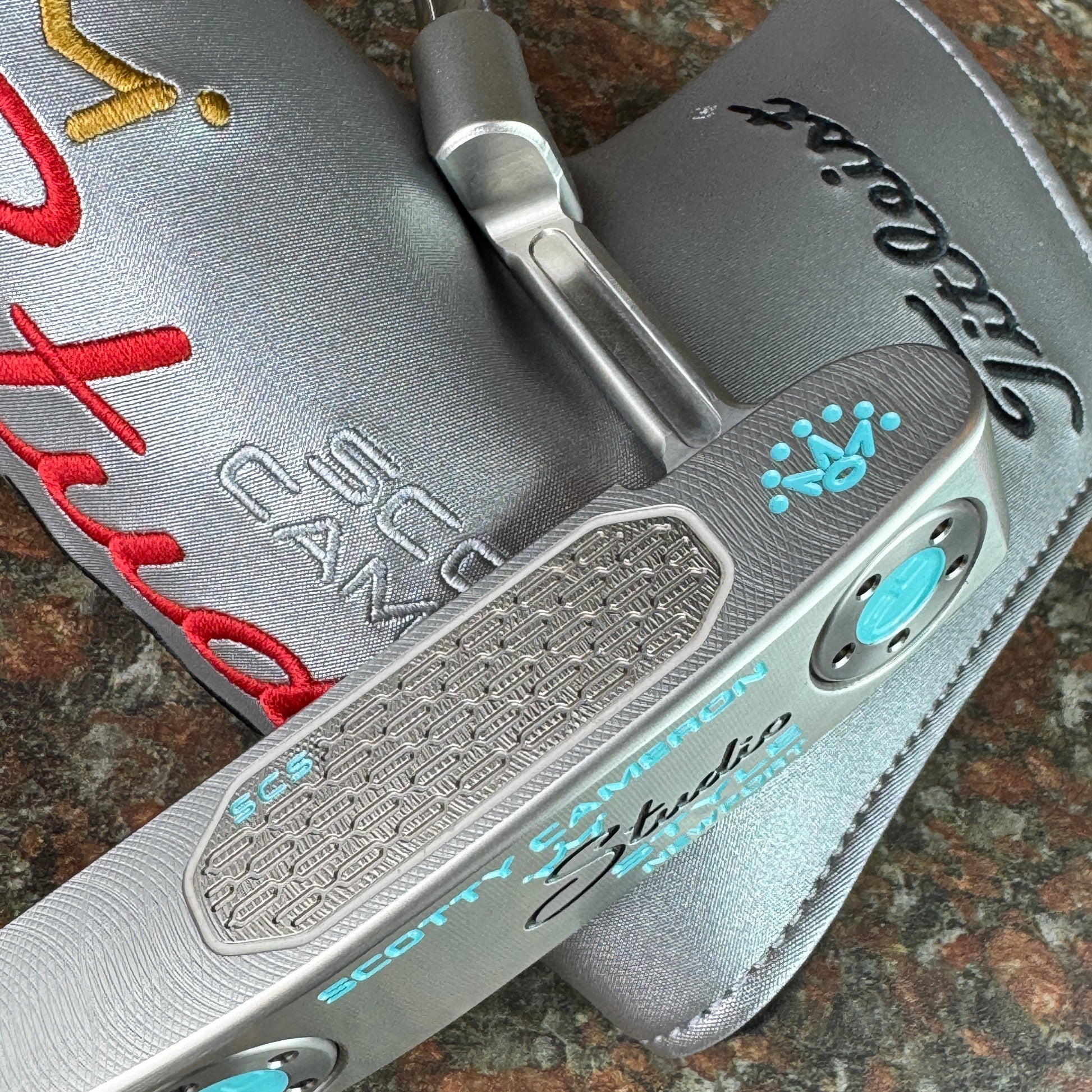 Studio Style Newport, Tiffany Blue & Black Paint, 34"/354g