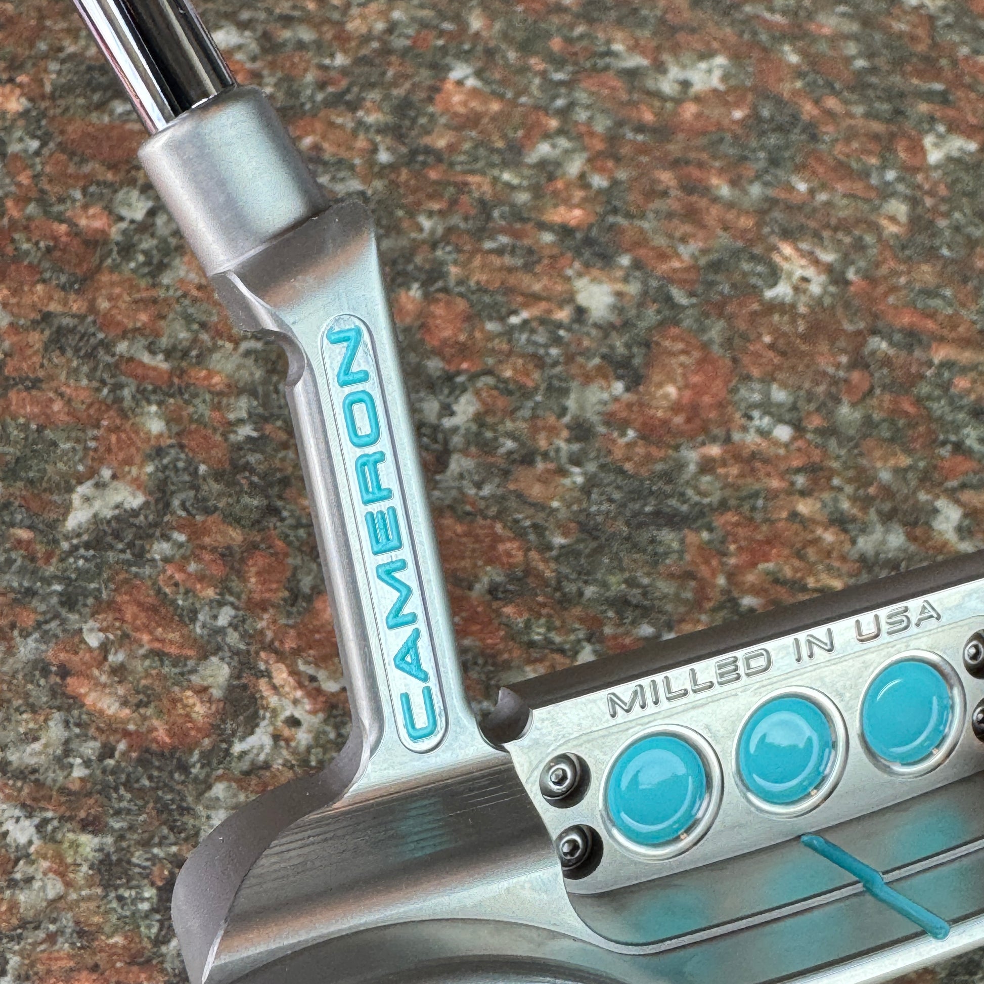 Studio Style Newport, Tiffany Blue & Black Paint, 34"/354g