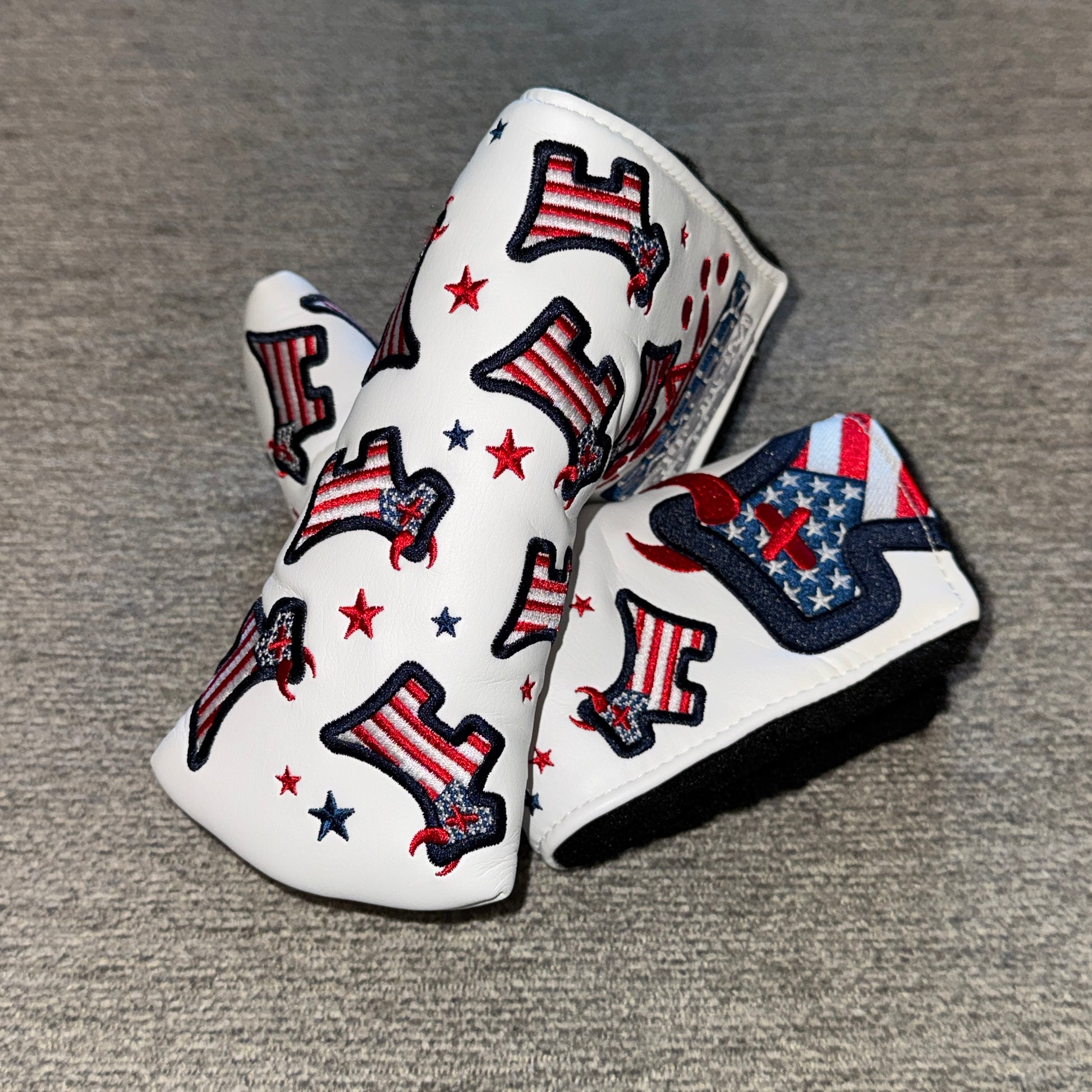 Custom Shop Dancing Junk Yard Dog USA Blade Putter Headcover