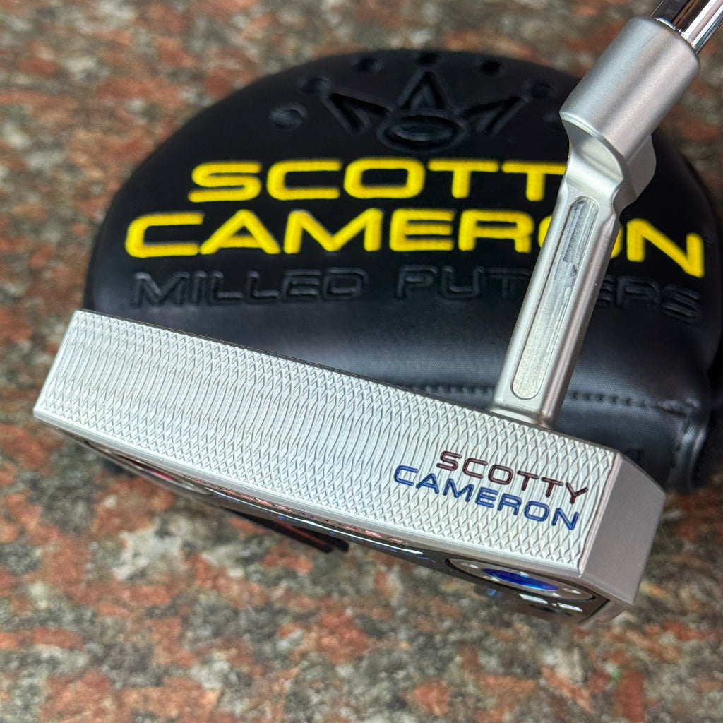 2025 Phantom 5.2 Putter, Red, White & Blue Paint, 34"/360g with Headcover