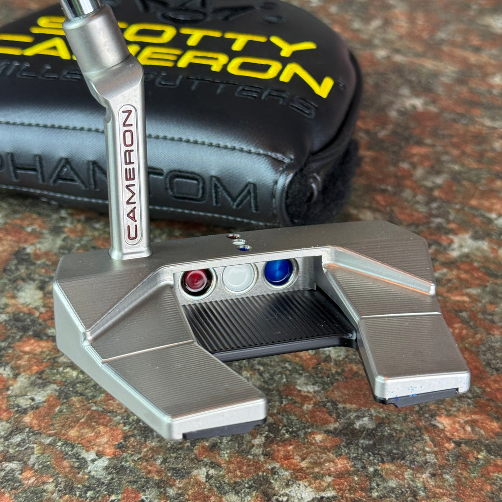 2025 Phantom 5.2 Putter, Red, White & Blue Paint, 34"/360g with Headcover