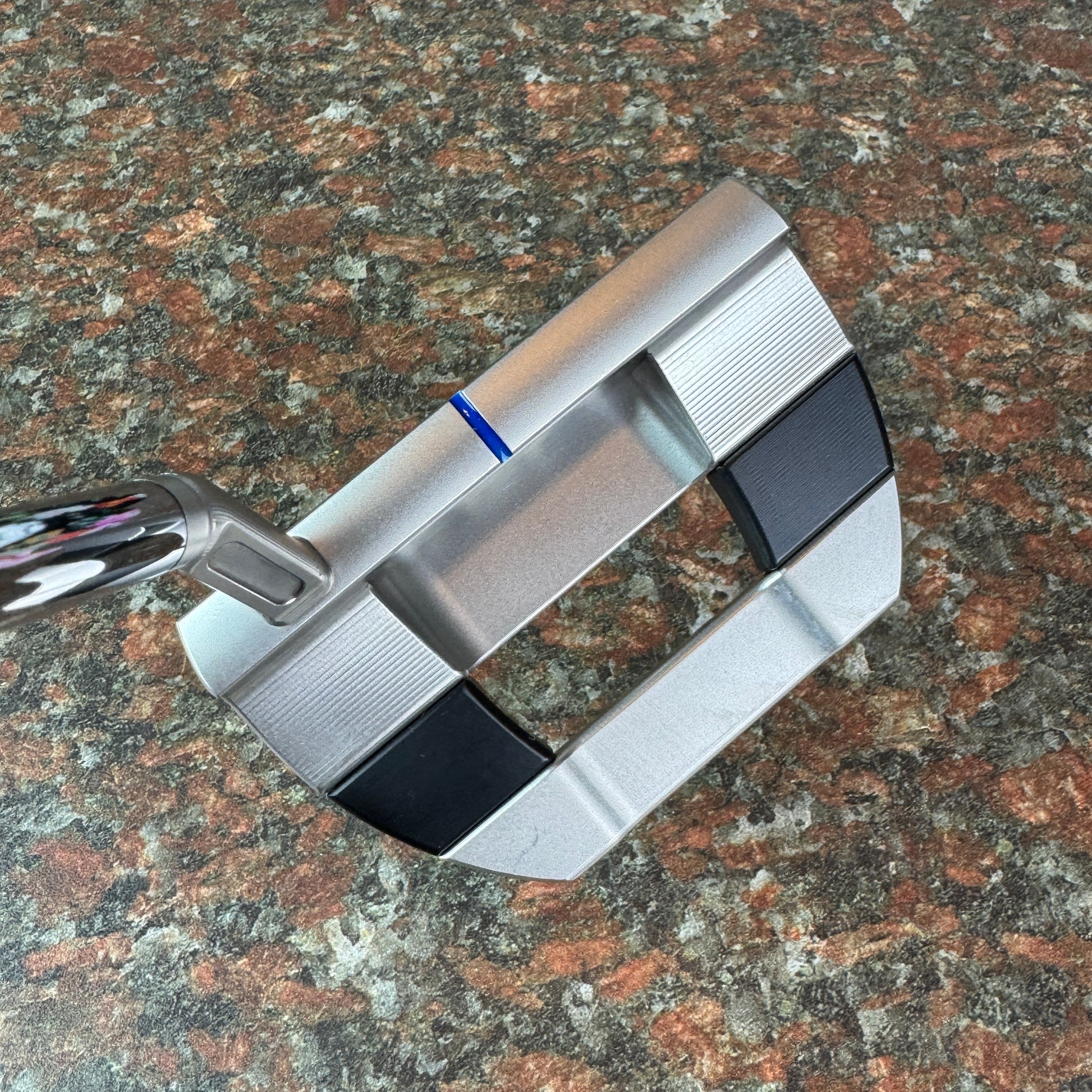 Scotty Cameron 2025 Studio Style Fastback 1.5 Custom USA Paint 34"/360g