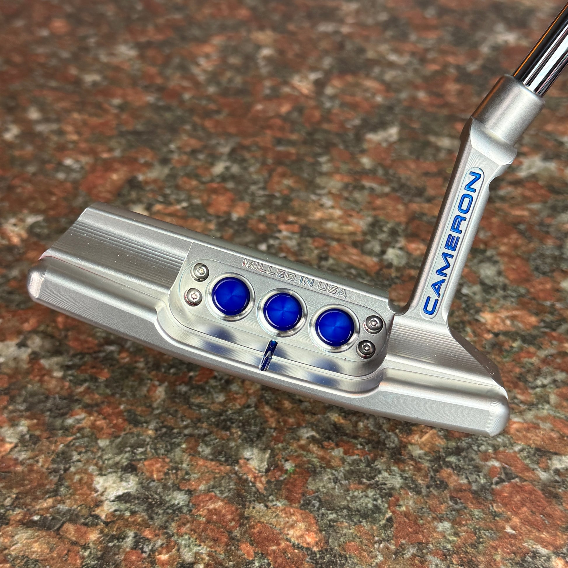 Lefty Studio Style Newport 2, Translucent Blue & Black Paint, 35"/344g