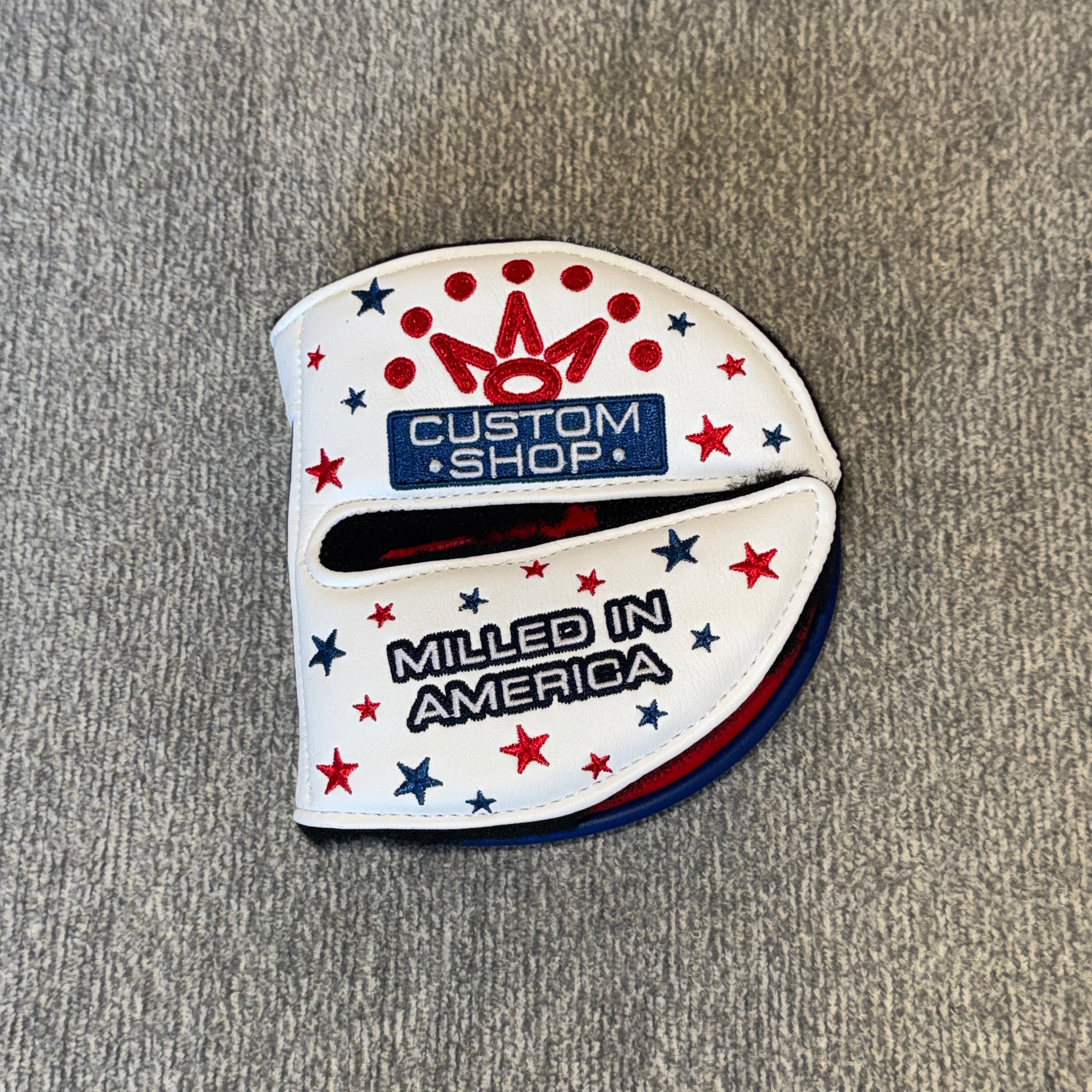 Custom Shop Dancing Junk Yard Dog USA Mid-Round Straight Shaft Putter Headcover