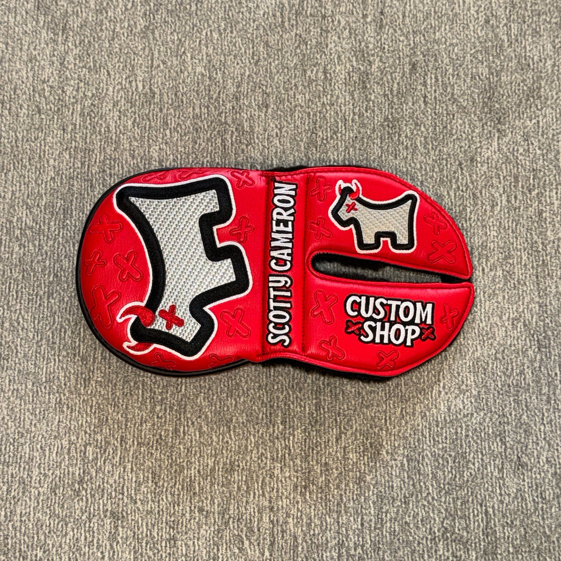 Red JYD Mid-Round Straight Shaft Headcover