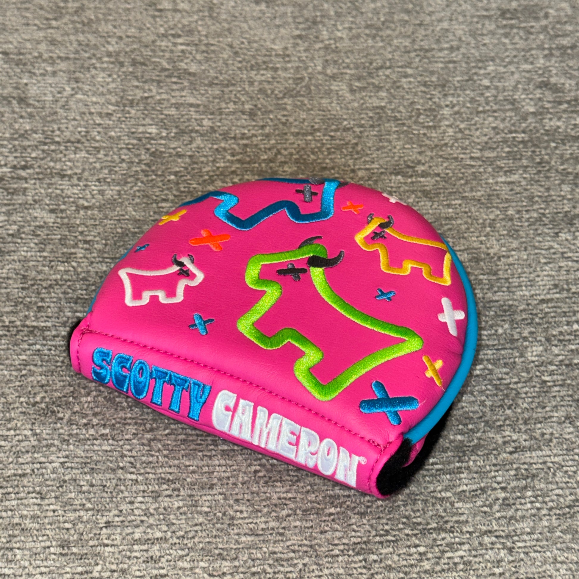 Custom Shop Dancing Junk Yard Dog Pink Mid-Mallet Putter Headcover