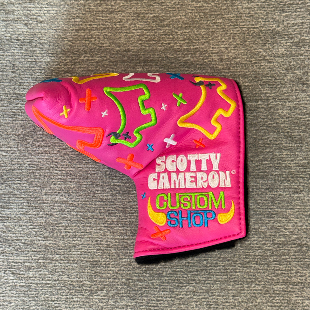 Custom Shop Pink Junk Yard Dog USA Mid-Mallet Putter Headcover