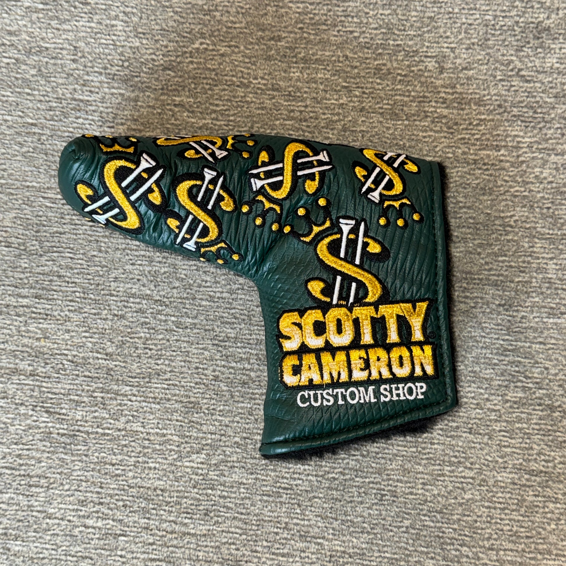 Custom Shop Cash is King Blade Putter Headcover