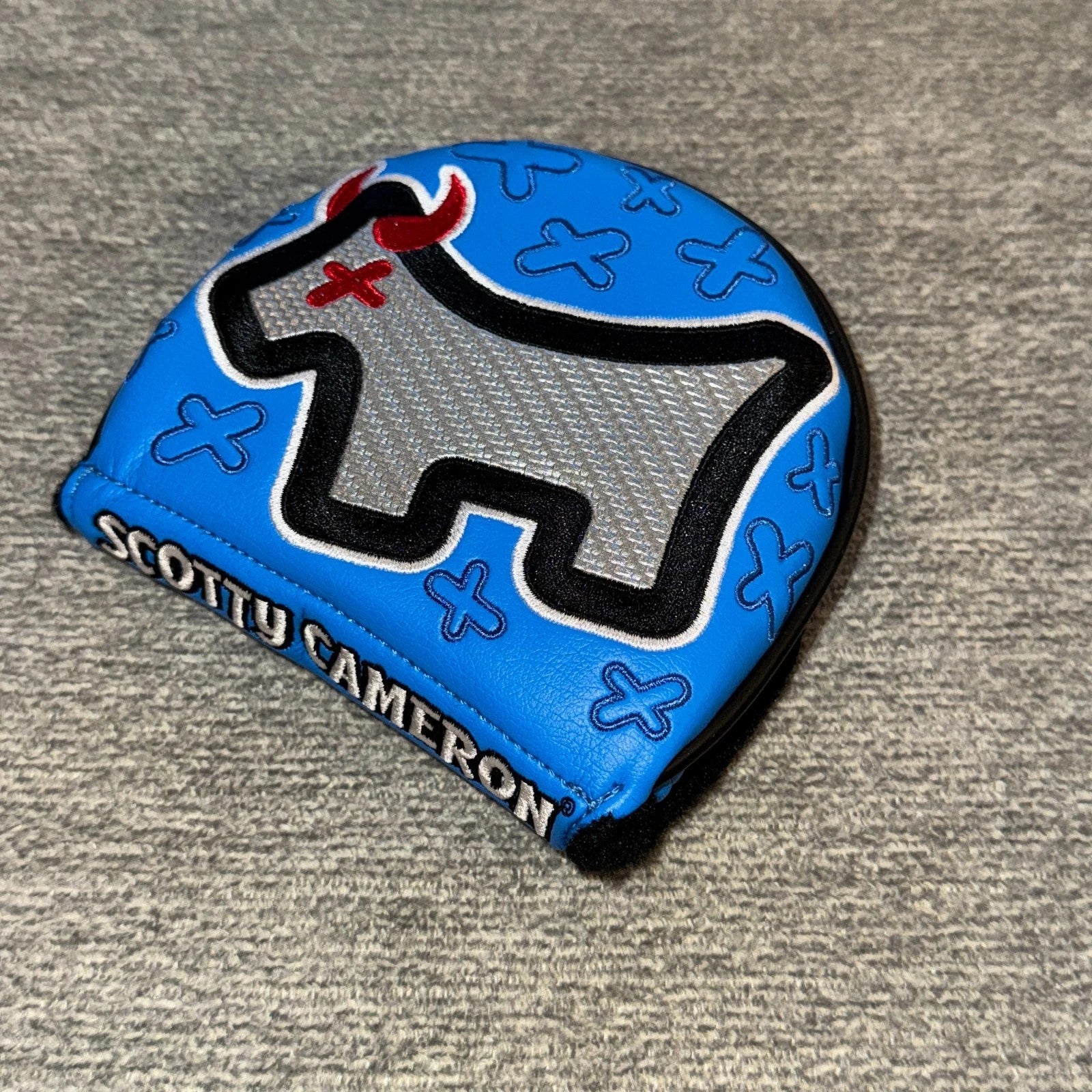 Scotty Cameron Custom Shop Blue JYD Mid Round Headcover
